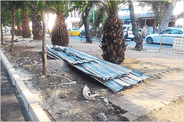 Tenekeli mahalle:Alsancak