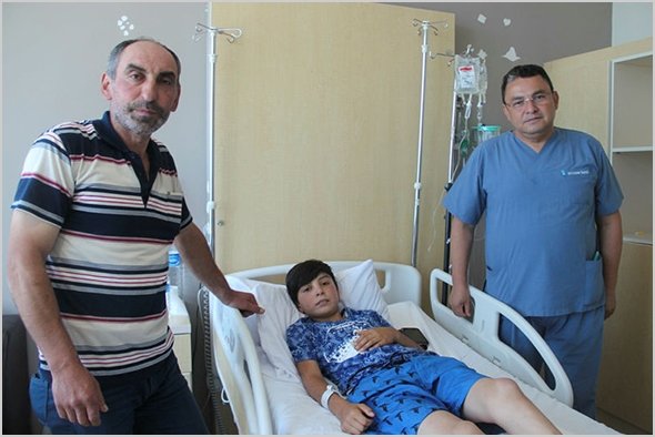 Öldü diye üzerini bile örttüler..